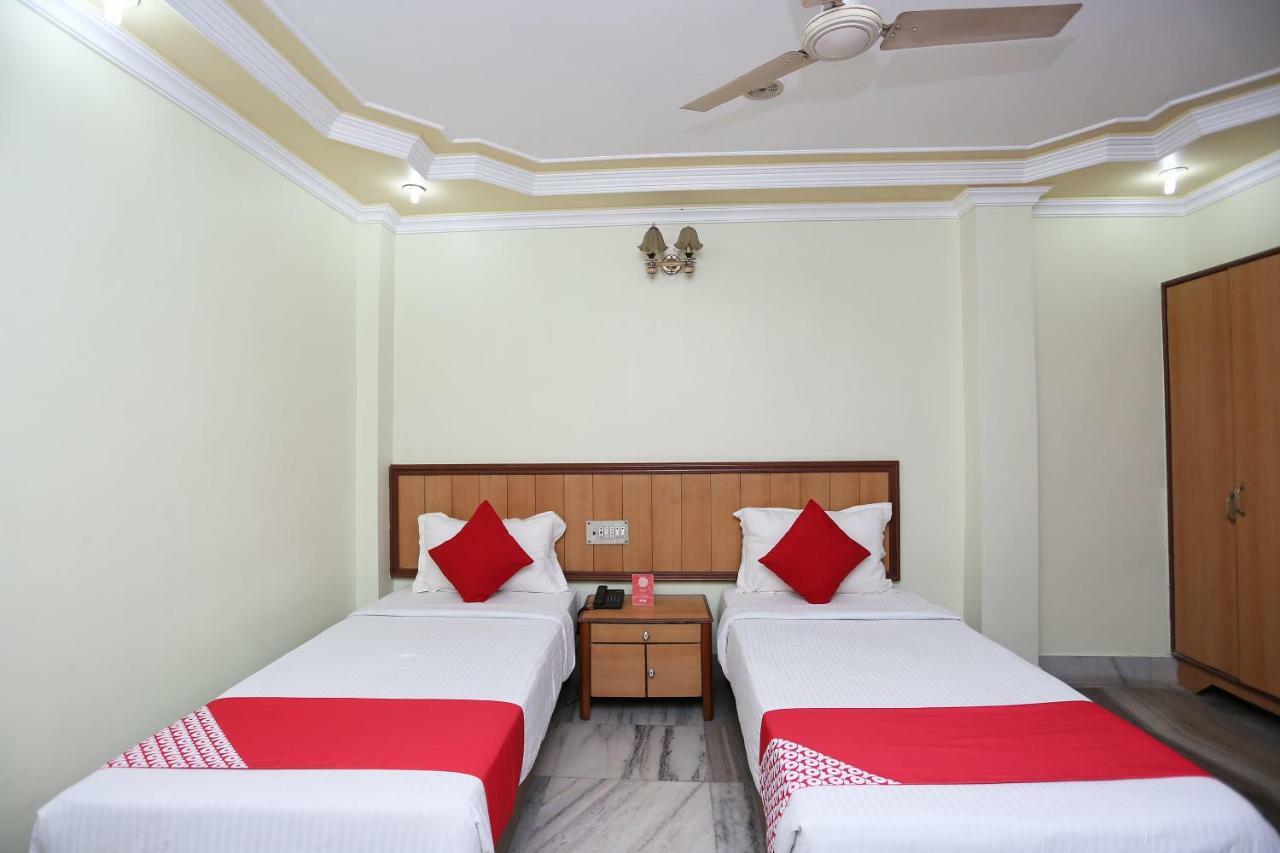 Oyo 24916 Hotel Aquatic Palace Kalyani Exterior photo